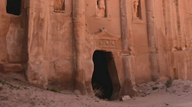 Mughur Al Nasara Trail · Petra