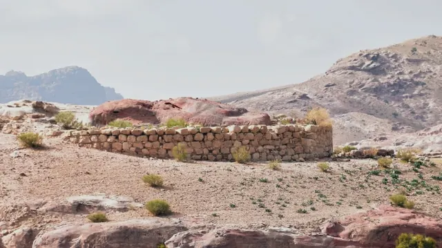 Argoob Jumay'an Trail · Petra