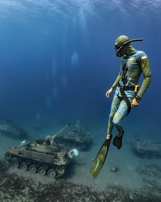Introductory boat dive – Deep Blue