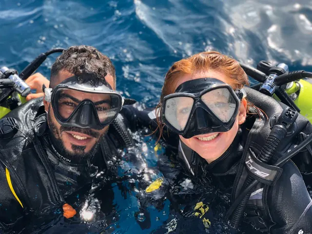 Night dive – Deep Blue