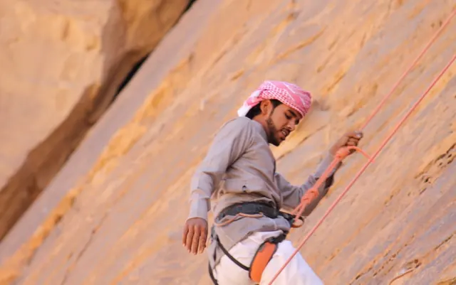 Tailored sandstone climbing – Desert Dreams
